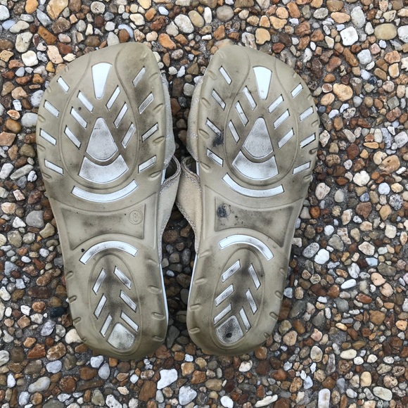 🔥was $18🔥Suede Sandals Size 8 Coral Bay - Picture 6 of 8